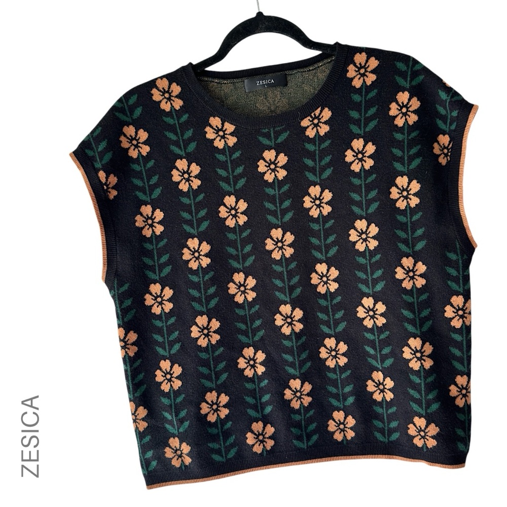 ZESICA FLORAL KNIT TOP SWEATER VEST LIKE NEW CREWNECK BLACK APRICOT GREEN LARGE